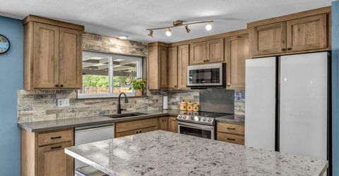 345 E Gault Way, Sparks, NV 89431 Photo