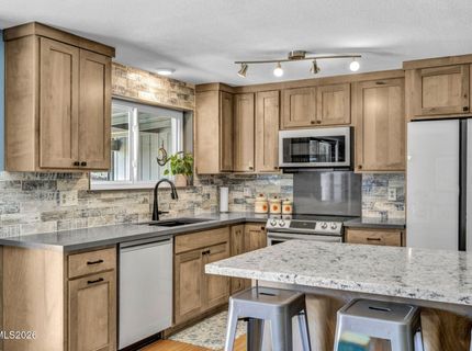 345 E Gault Way, Sparks, NV 89431 Photo