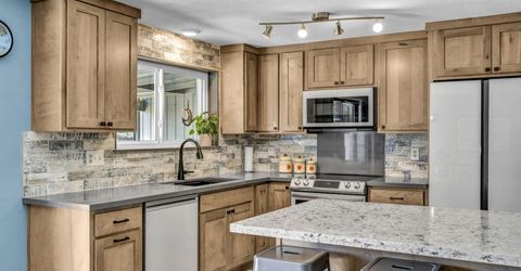 345 E Gault Way, Sparks, NV 89431 Photo
