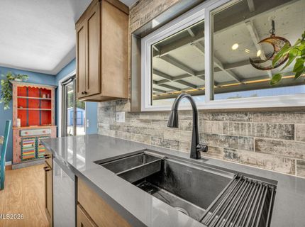 345 E Gault Way, Sparks, NV 89431 Photo
