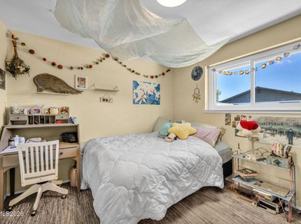 345 E Gault Way, Sparks, NV 89431 Photo