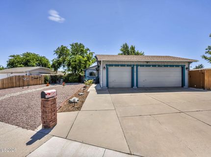 345 E Gault Way, Sparks, NV 89431 Photo