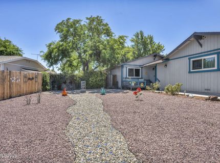 345 E Gault Way, Sparks, NV 89431 Photo