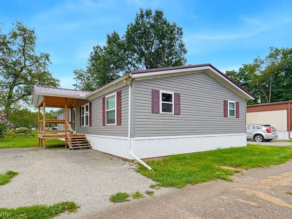 22970 State Route 30 , Unit 25, Minerva, OH 44657