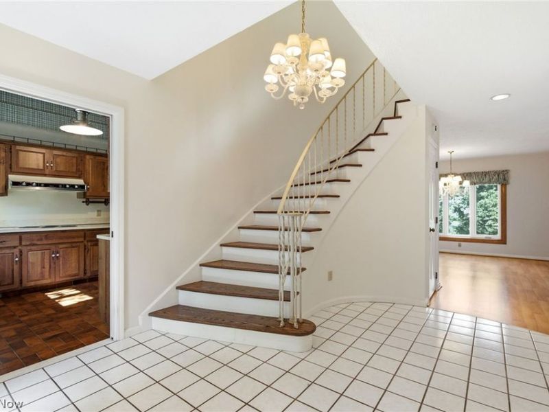 815 Brick Mill Run, Unit 18, Westlake, OH 44145 Photo 12