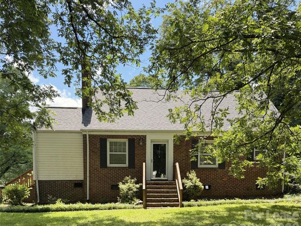 1901 Armstrong Park Drive , Gastonia, NC 28054