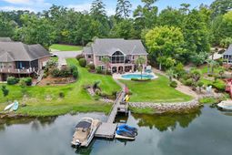 405 Little Key Court photo 4