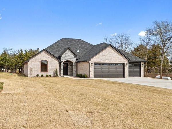 2416 County Road 1240 , Blanchard, OK 73010