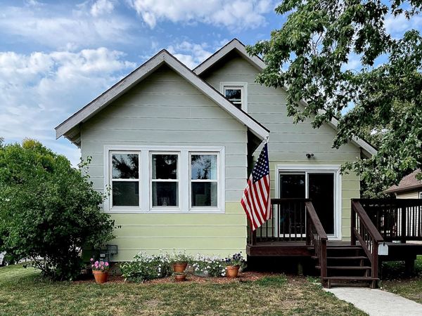 914 13th Street, Windom, MN 56101