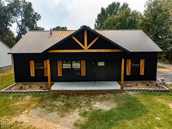 100 Carroll Street, Tuckerman, AR 72473