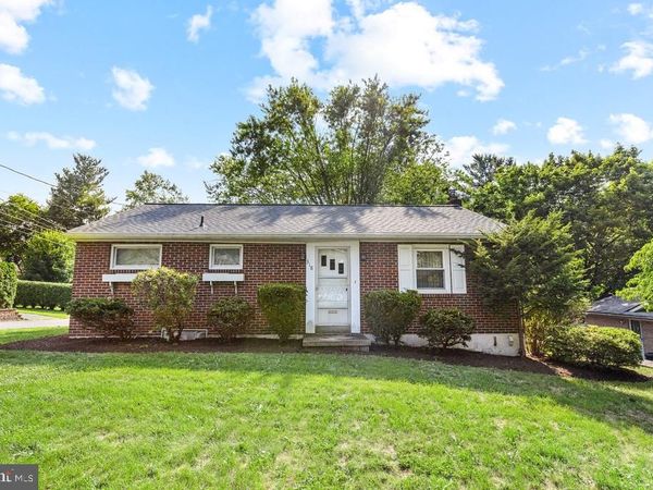 318 DILLER DRIVE , AKRON, PA 17501