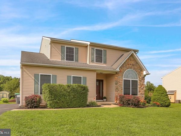 409 E PENN STREET , TOPTON, PA 19562