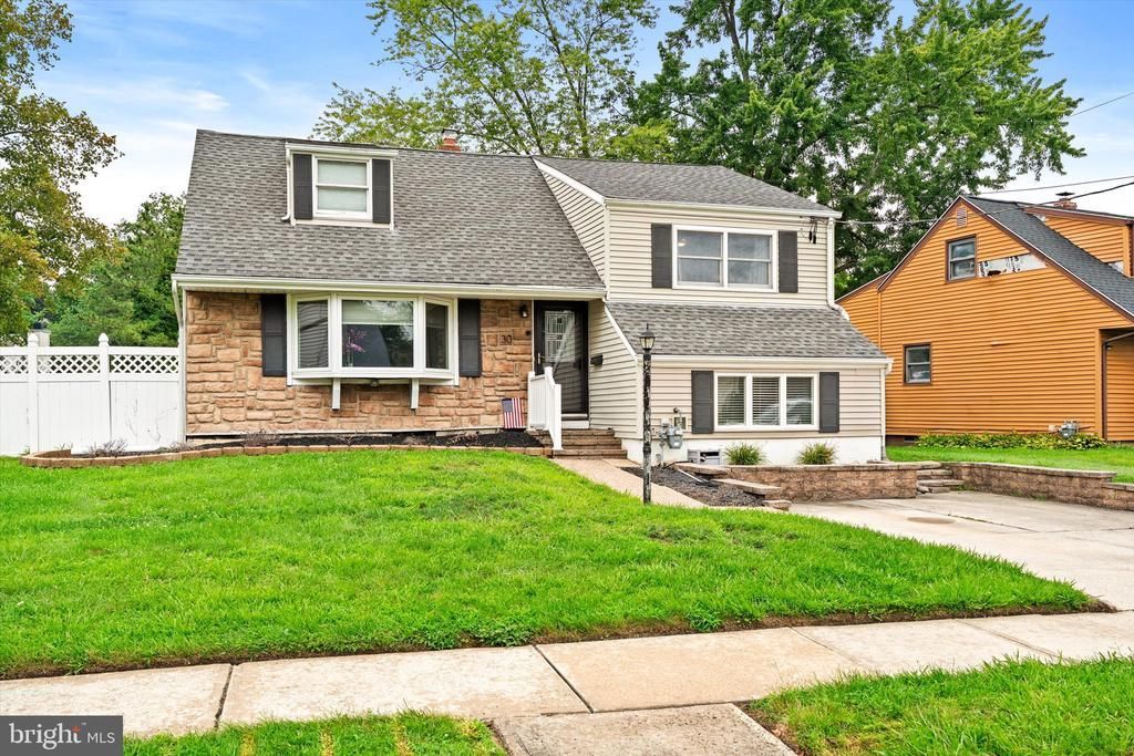 30 Tekening Way, Hamilton, NJ 08690 Main Photo