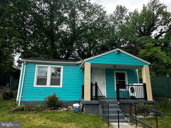 914 60TH AVENUE, CAPITOL HEIGHTS, MD 20743