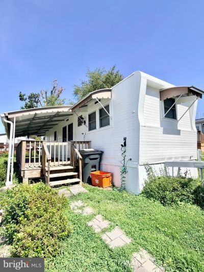 103 BRATTON DRIVE, NORRISTOWN, PA 19403