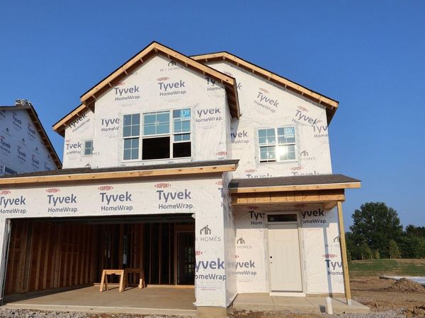 1176 Brittany Drive , Delaware, OH 43015