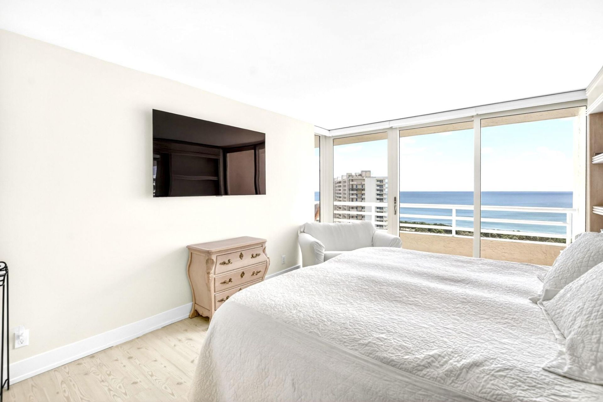 4101 N Ocean Boulevard, Unit D-1605, Boca Raton, FL 33431 Photo
