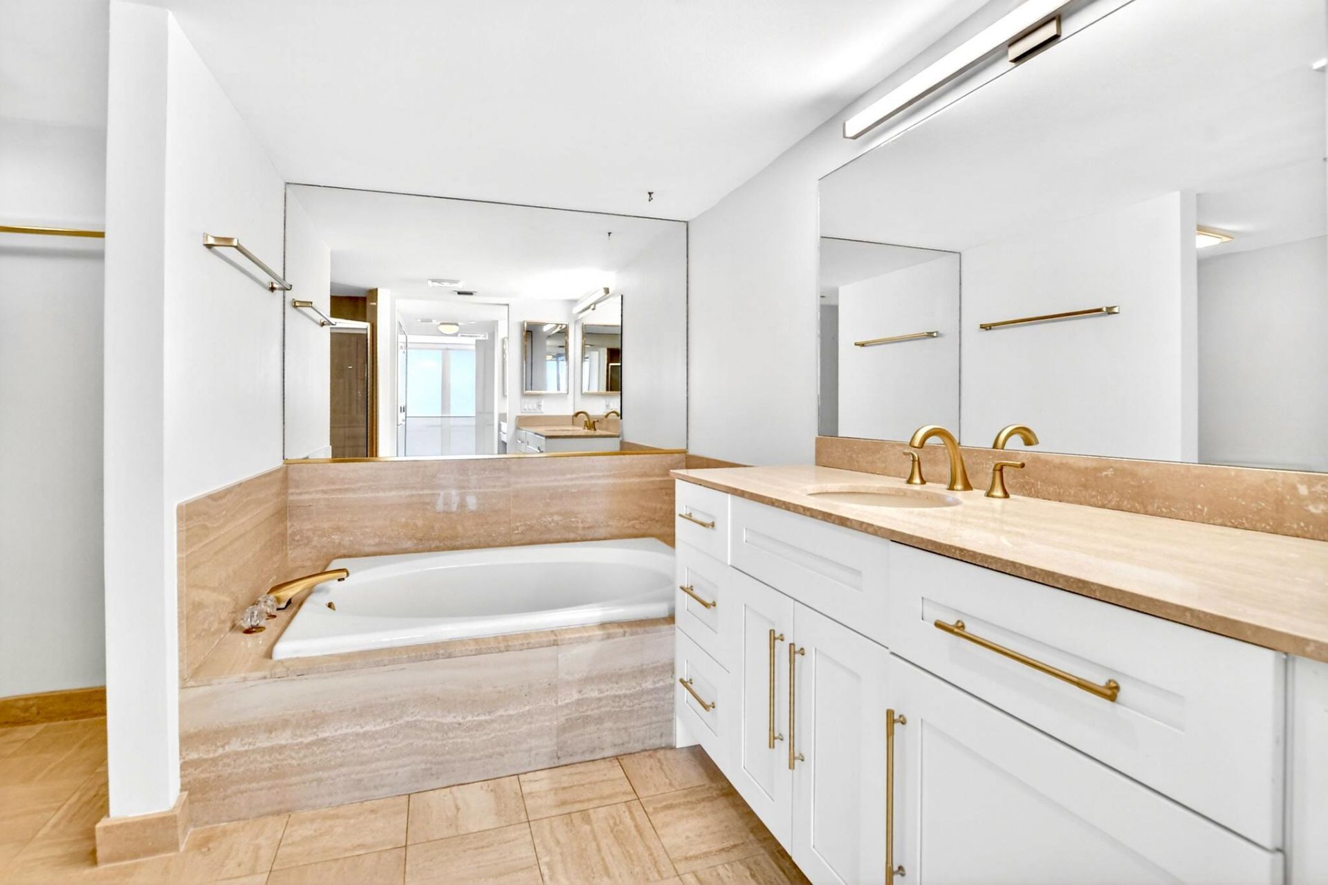 4101 N Ocean Boulevard, Unit D-1605, Boca Raton, FL 33431 Photo