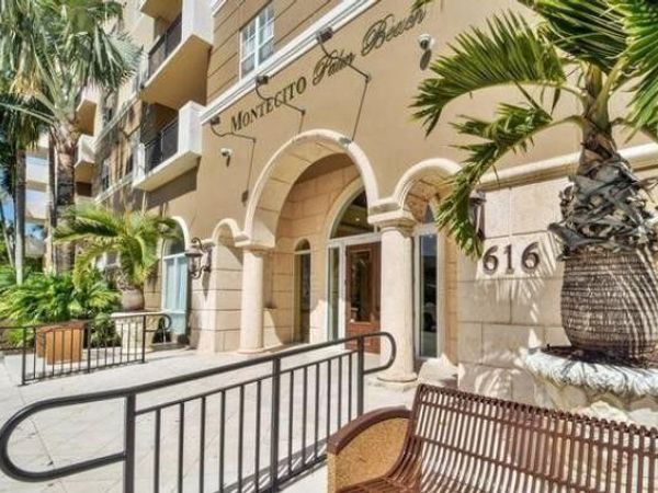 616 CLEARWATER PARK Road, Unit 407, West Palm Beach, FL 33401