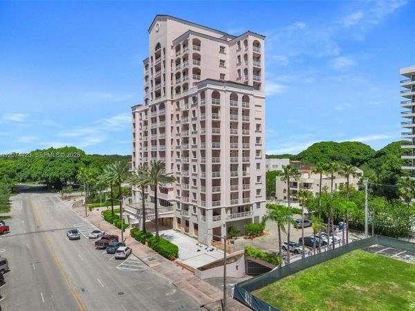 721 Biltmore Way, Unit 601, Coral Gables, FL 33134