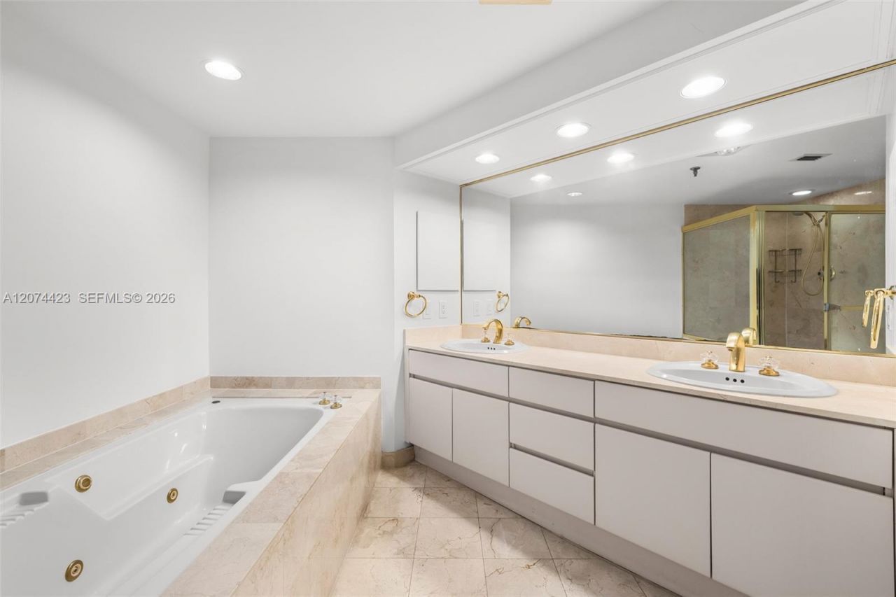 721 Biltmore Way , Unit 601, Coral Gables, FL 33134 Photo