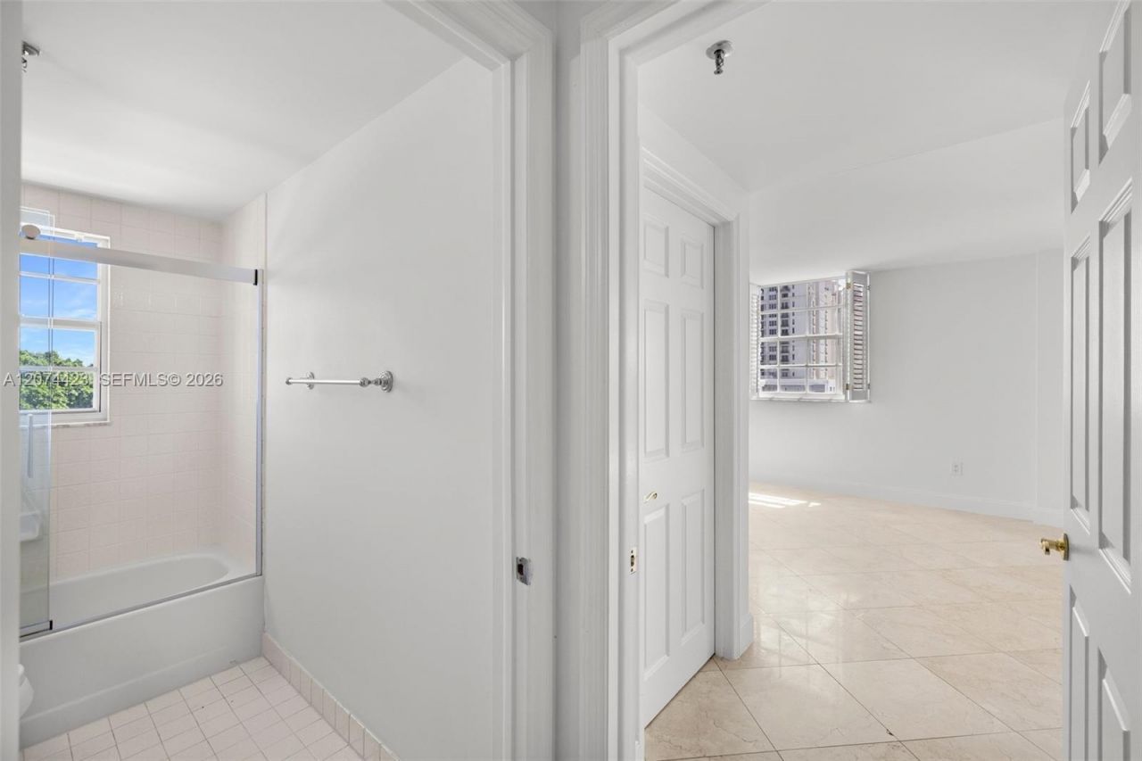 721 Biltmore Way , Unit 601, Coral Gables, FL 33134 Photo