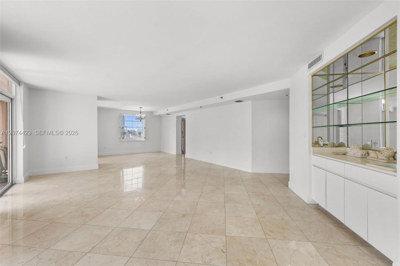 721 Biltmore Way , Unit 601, Coral Gables, FL 33134 Photo