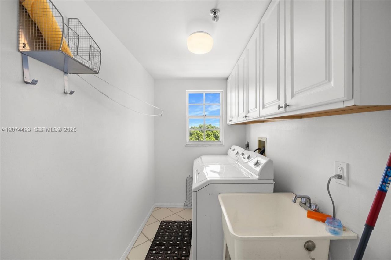 721 Biltmore Way , Unit 601, Coral Gables, FL 33134 Photo