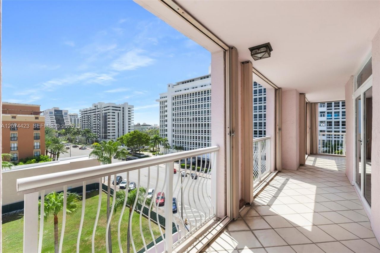721 Biltmore Way , Unit 601, Coral Gables, FL 33134 Photo