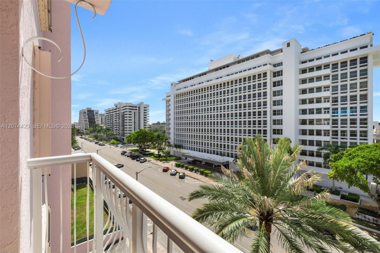 721 Biltmore Way , Unit 601, Coral Gables, FL 33134 Photo