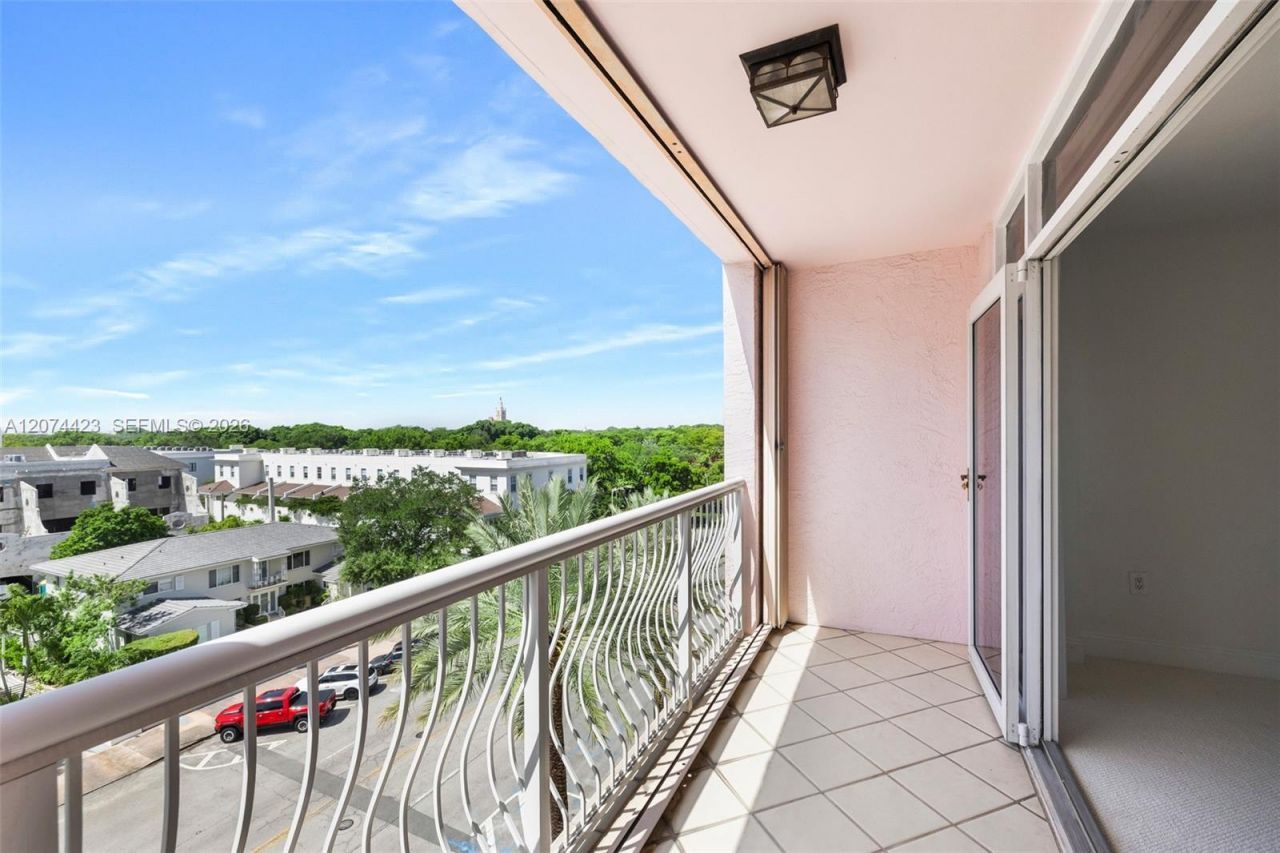 721 Biltmore Way , Unit 601, Coral Gables, FL 33134 Photo