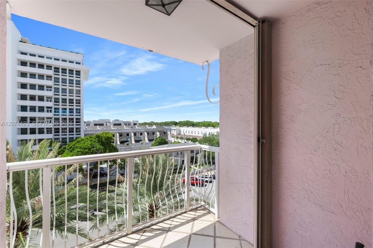 721 Biltmore Way , Unit 601, Coral Gables, FL 33134 Photo