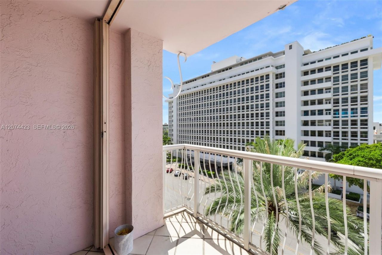721 Biltmore Way , Unit 601, Coral Gables, FL 33134 Photo