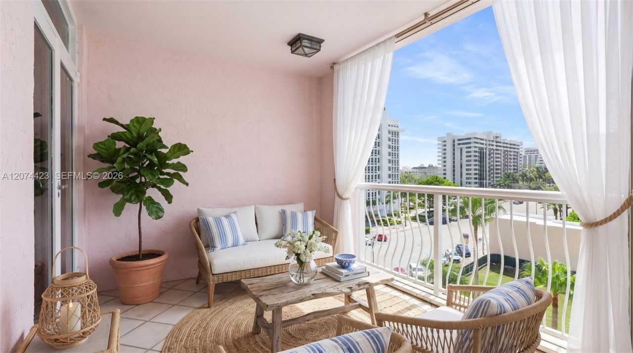 721 Biltmore Way , Unit 601, Coral Gables, FL 33134 Photo