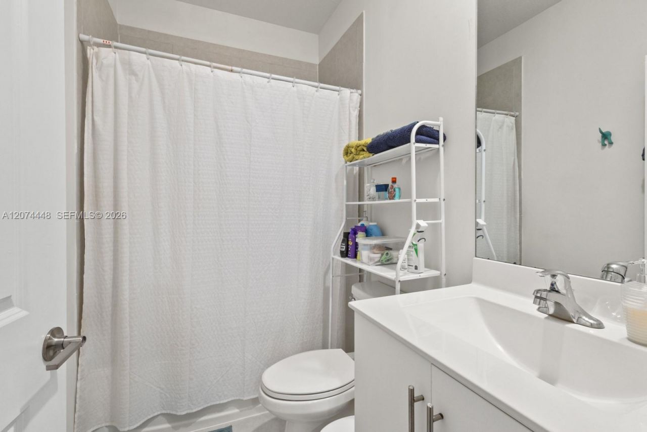 11438 W 34th Ct , Unit 11438, Hialeah, FL 33018 Photo