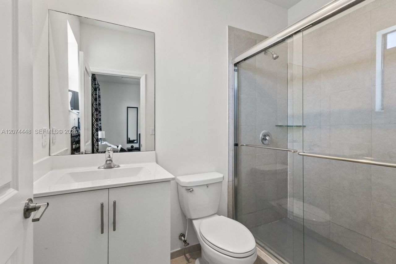 11438 W 34th Ct , Unit 11438, Hialeah, FL 33018 Photo