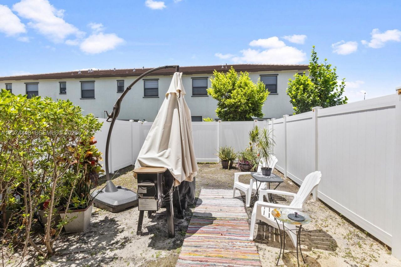 11438 W 34th Ct , Unit 11438, Hialeah, FL 33018 Photo