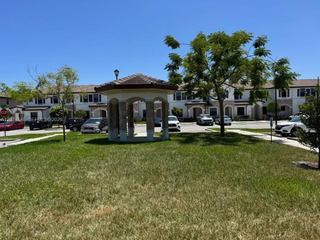 11438 W 34th Ct , Unit 11438, Hialeah, FL 33018 Photo