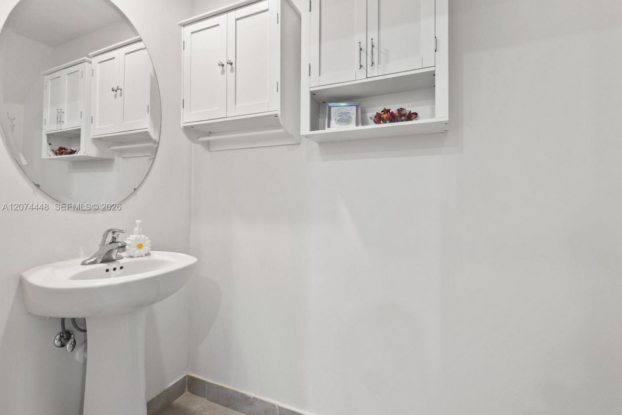 11438 W 34th Ct , Unit 11438, Hialeah, FL 33018 Photo