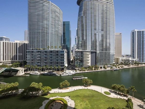 475 Brickell Ave , Unit 1412, Miami, FL 33131