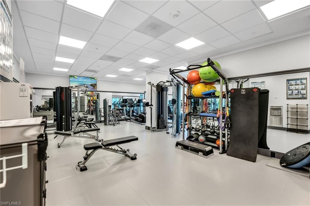 6585 Nicholas Blvd , Unit 1702, Naples, FL 34108 Photo