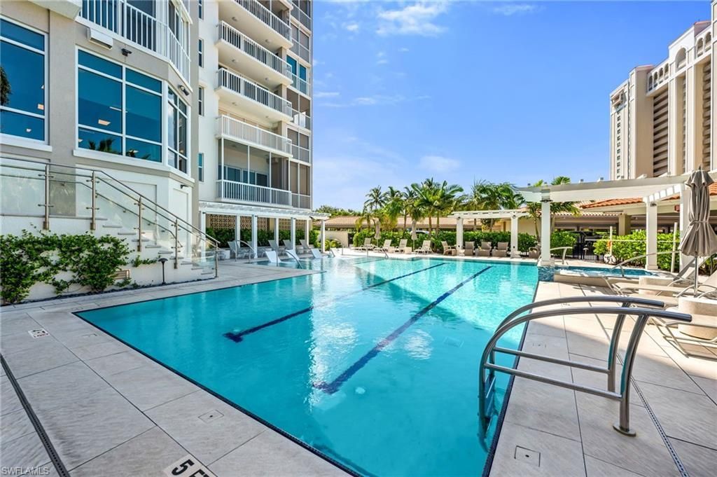 6585 Nicholas Blvd , Unit 1702, Naples, FL 34108 Photo