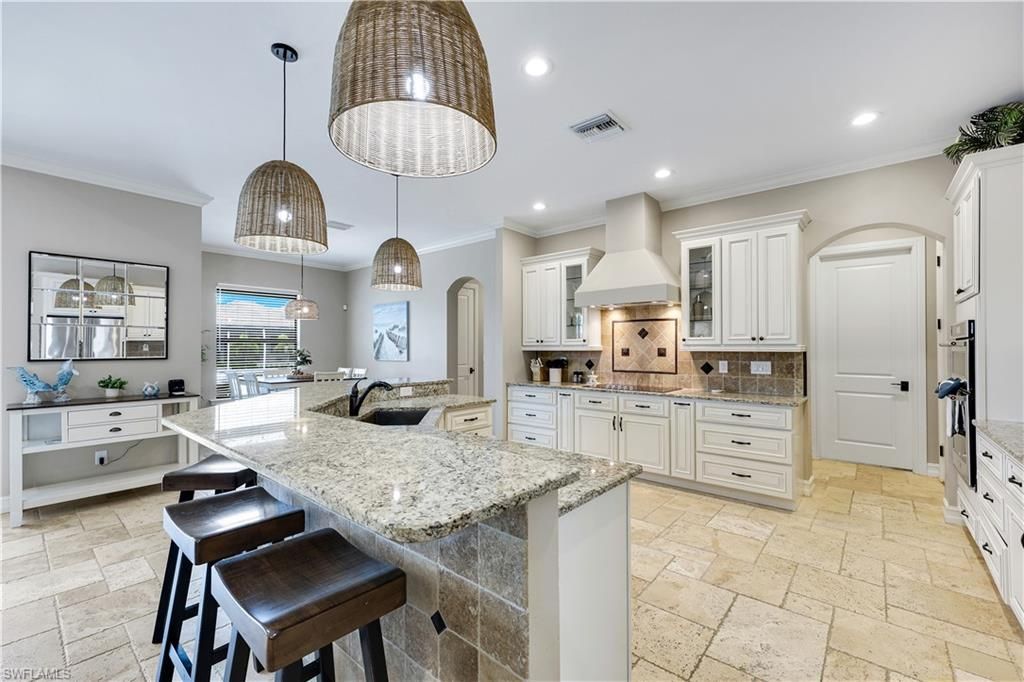 1050 San Marco Rd, Marco Island, FL 34145 Photo