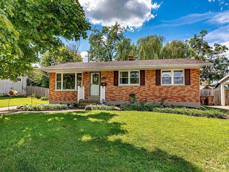 635 Stafford Drive, Hamilton, OH 45013 Photo 1