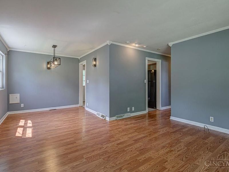 635 Stafford Drive, Hamilton, OH 45013 Photo 6