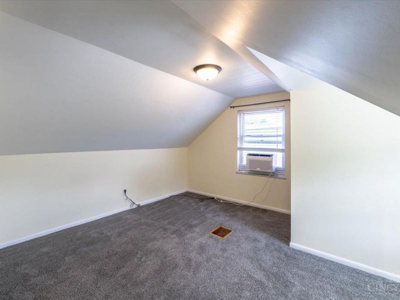 1691 Sanborn Drive, Reading, OH 45215 Photo 22