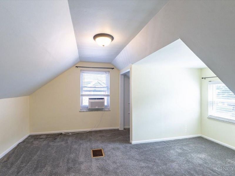 1691 Sanborn Drive, Reading, OH 45215 Photo 23