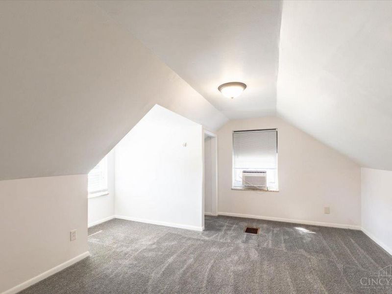 1691 Sanborn Drive, Reading, OH 45215 Photo 24