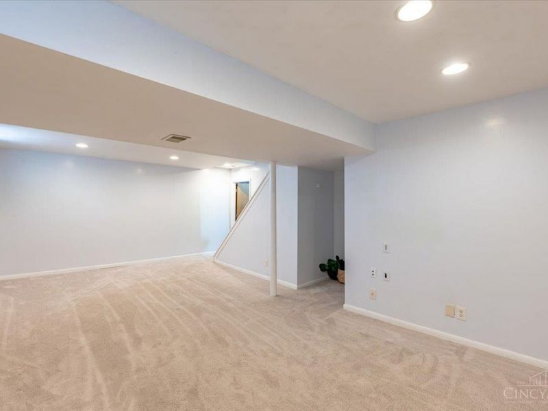 1691 Sanborn Drive, Reading, OH 45215 Photo 27