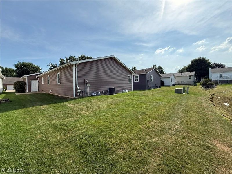 881 Pepperwood Drive , Wooster, OH 44691 Photo 2